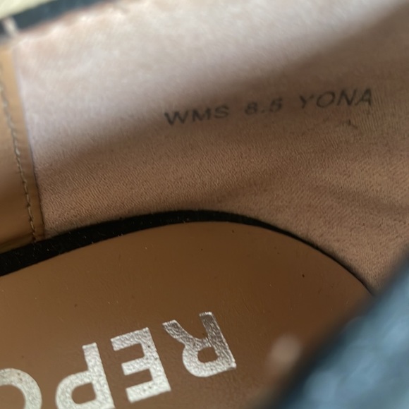 Black high heels size 8.5 worn once - Picture 4 of 4